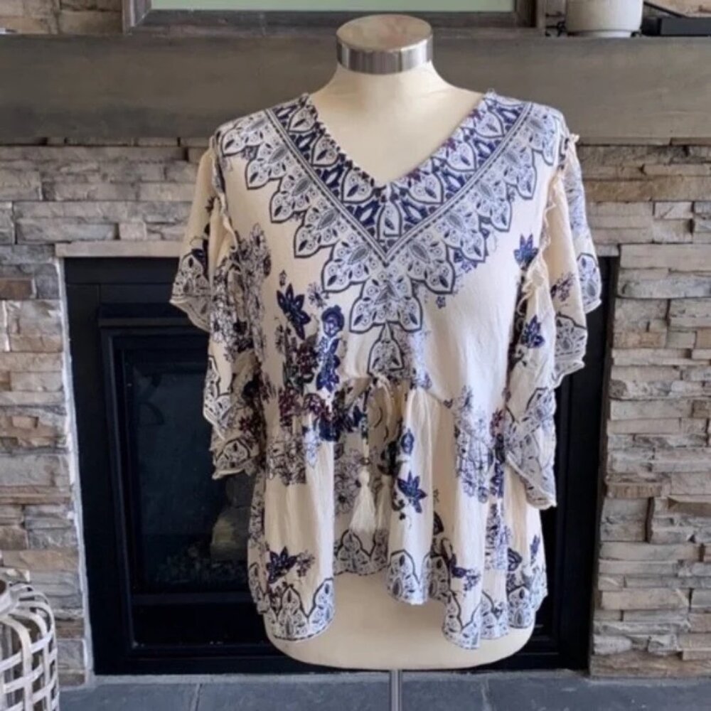 Angie bohemian print top